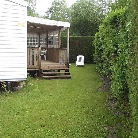 营地 Les Charmettes Mobilhomes17 4*