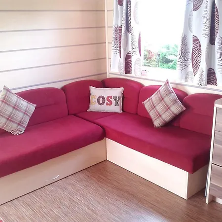 Les Charmettes Mobilhomes17 营地 4*