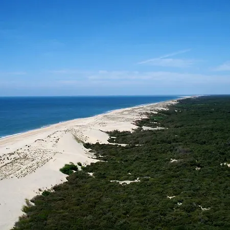 Les Charmettes Mobilhomes17 4*