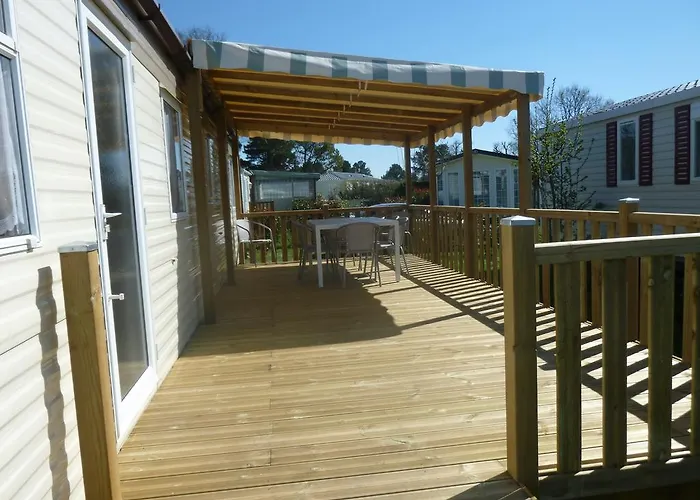 营地 Les Charmettes Mobilhomes17 4*